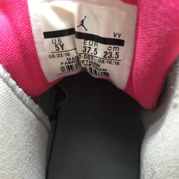 Jordan sneakers - Picture 5 of 5